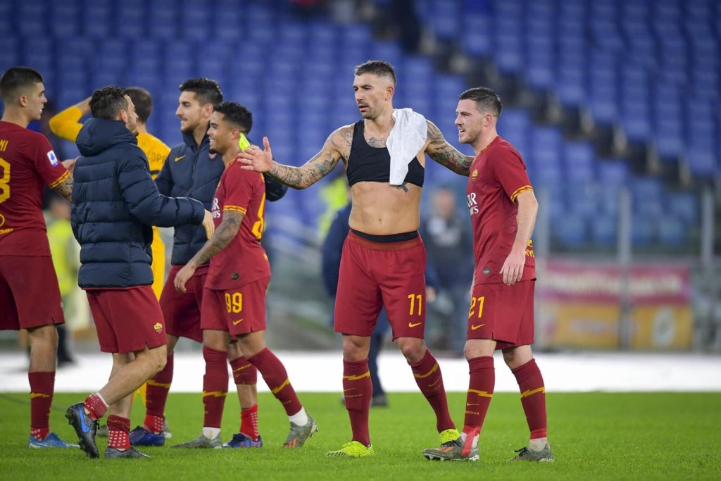 Europa League, la Roma presenta la lista para la segunda parte de la competeción