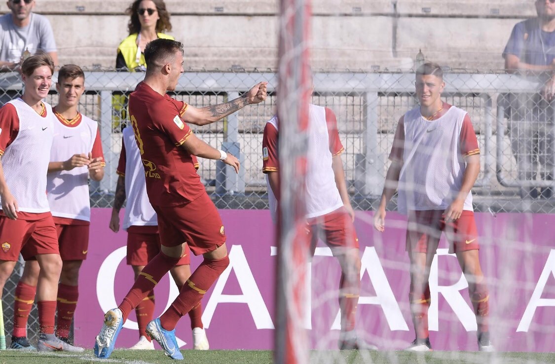 Imagen tomada del Twitter oficial de Felipe Estrella