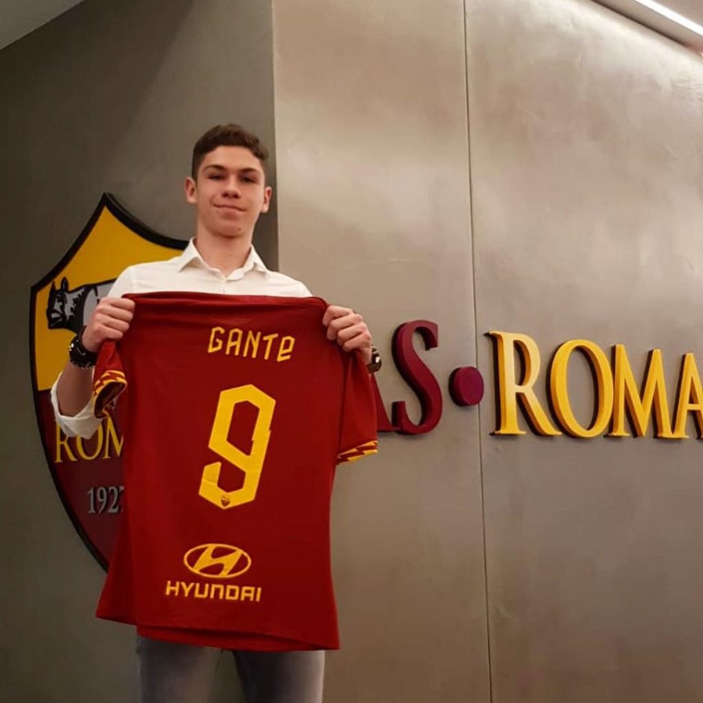 La Roma ficha a un joven delantero para el sector juvenil