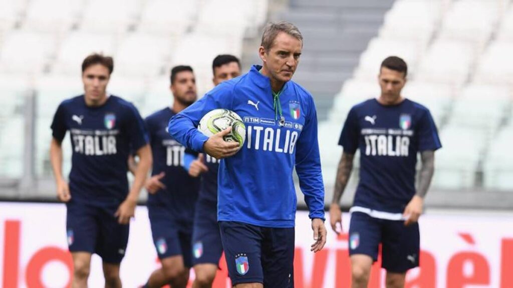 Mancini:»Si Spinazzola vuelve a jugar en enero podría estar con nosotros en el repechaje»