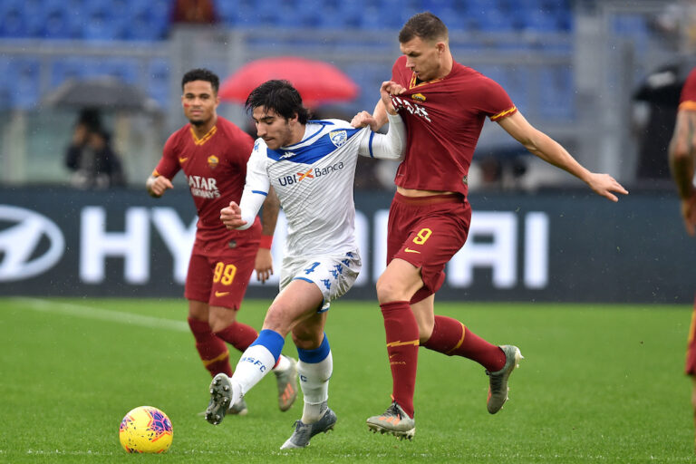 Sandro Tonali of Brescia Calcio , Edin Dzeko of AS Roma Roma 24-11-2019 Stadio Olimpico Football Serie A 2019/2020 AS Ro