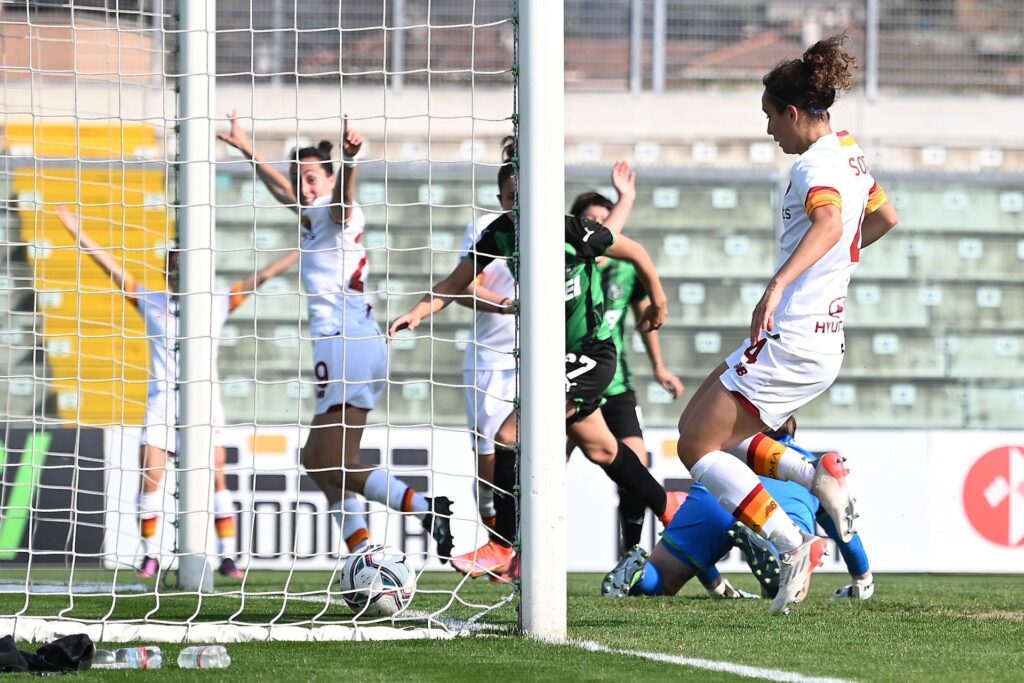 La Roma Femminile golea a domicilio al Sassuolo y ve de cerca la Champions a cuatro fechas del final