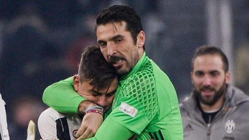 Buffon: “Paulo necesitaba un shock emocional y solo Roma y Nápoles podían dárselo.”
