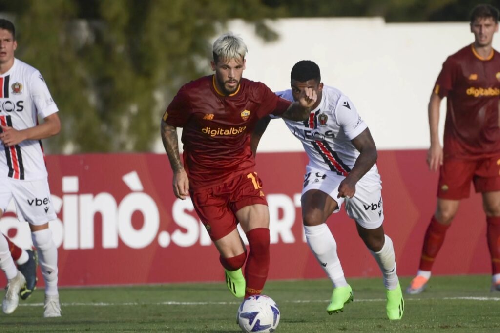 Acuerdo entre Roma y Celta por Carles Pérez; el jugador viajará a España en las próximas horas
