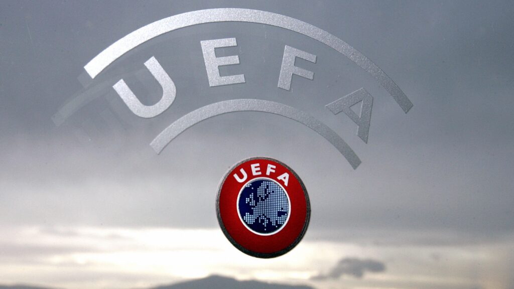 La UEFA planea poner fin al canje de jugadores por sumas muy sobrevaloradas; en los próximos días el organismo europeo votará las enmiendas ligadas al cumplimiento del Fair Play Financiero