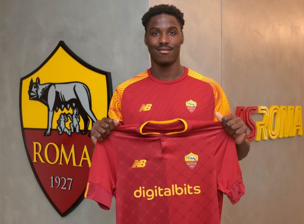 La Roma hace oficial la llegada de Brian Silva al equipo Primavera