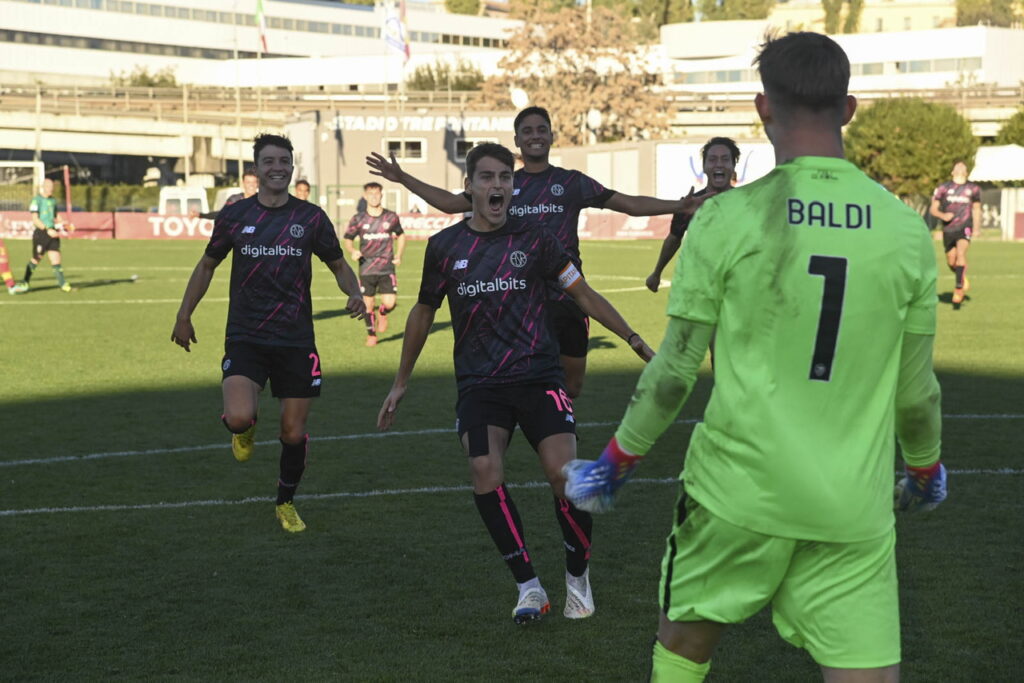 La Roma elimina al Lecce por la vía de los penales y avanza a los cuartos de Coppa Italia