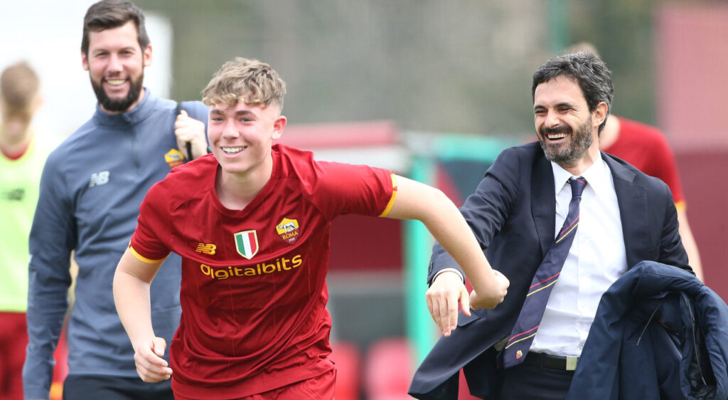 Cristian Totti podría dejar la Roma para firmar por el Frosinone