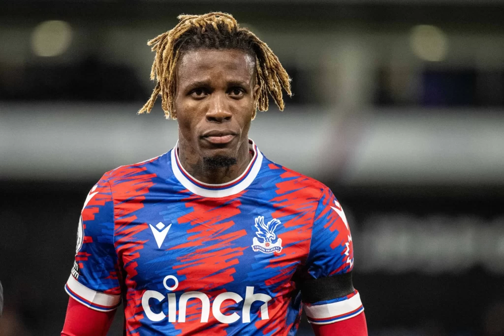 La pista de Wilfried Zaha está lejos de Roma