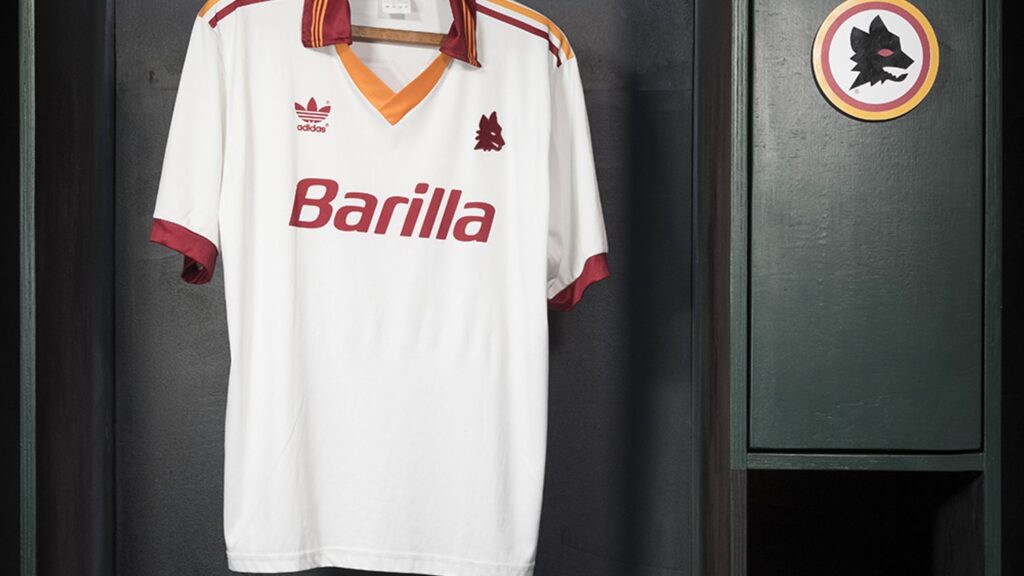 El acuerdo entre la Roma y Adidas seria por los próximos tres años