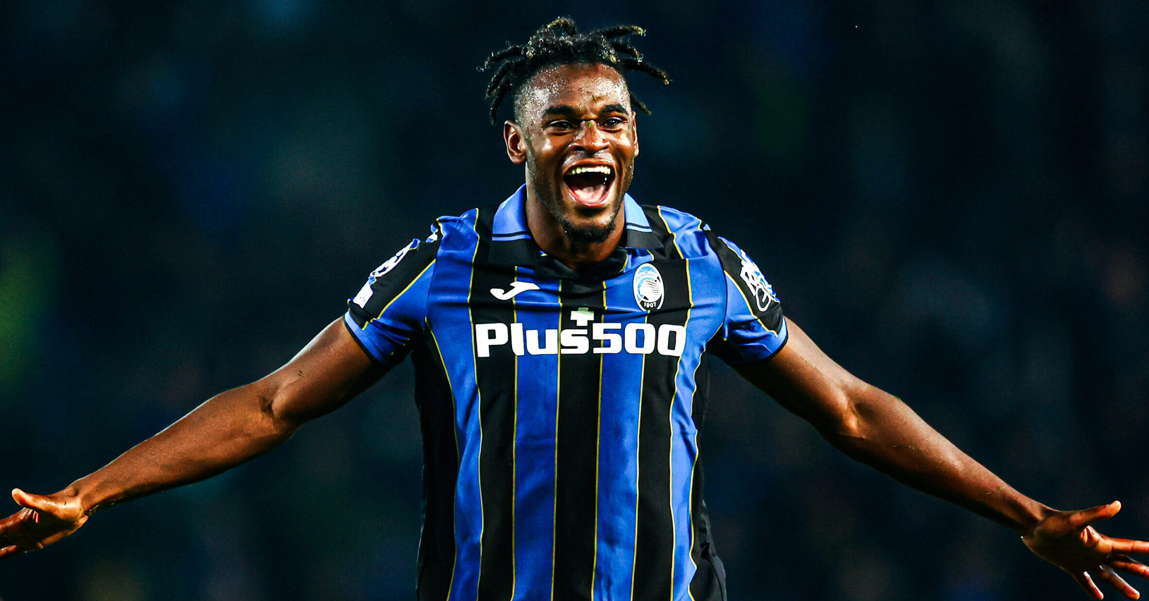 Duván Zapata | Imagen tomada del Twitter oficial de la Atalanta