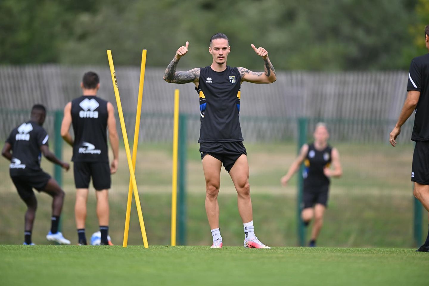 Dennis Man | Imagen tomada de la cuenta oficial de Dennis Man de Facebook