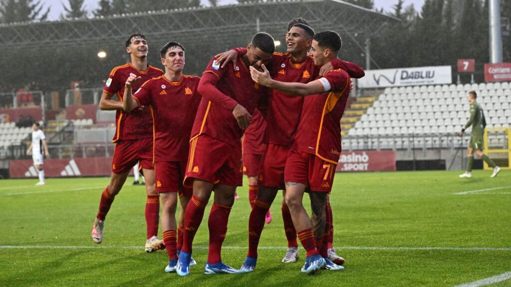 La Roma Primavera gana a la Atalanta de la mano de un gran Louakima; los giallorossi ahora son quintos a solo tres puntos del líder