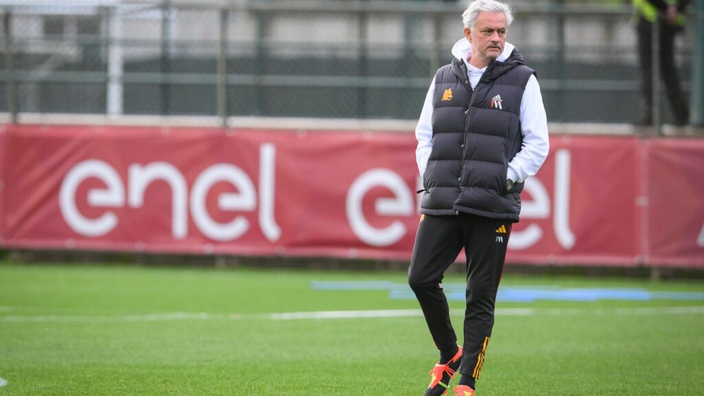 José Mourinho lo tiene claro; apostar todo al partido de Coppa ante Lazio, después ser vera