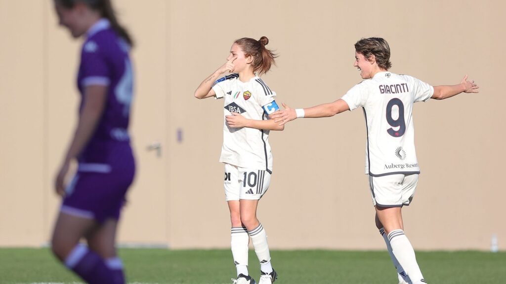 La Roma Femminile vence a domicilio a la Fiorentina y sigue líder de la Serie A; decisivo el gol de Giugliano