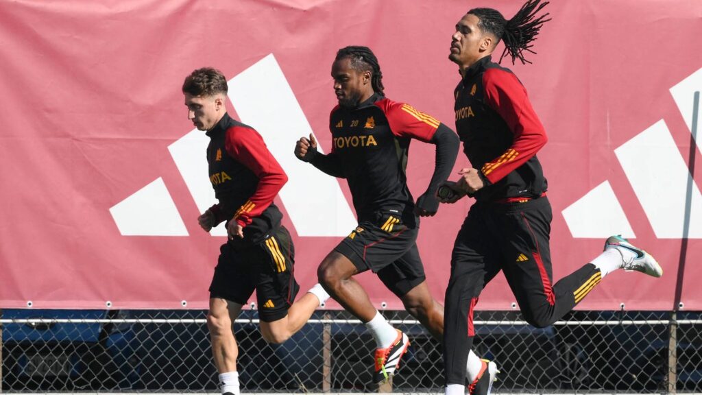 Entrenamiento de viernes en Trigoria; Smalling y Renato Sanches presentes, primer entrenamiento para Baldanzi