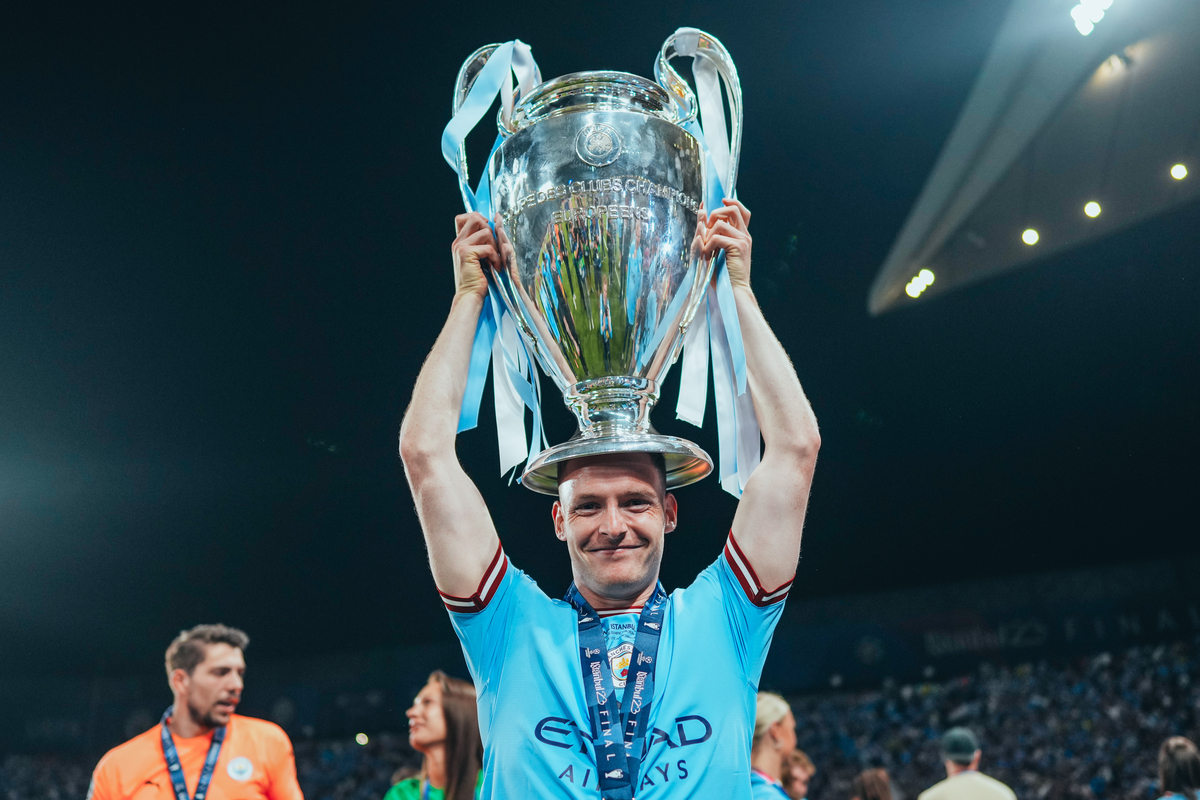 Sergio Gómez - City | Imagen tomada de la web oficial del Manchester City