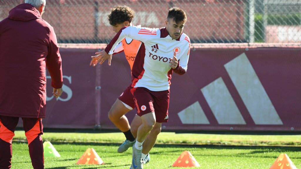 Stephan El Shaarawy presiona en los entrenamientos para convencer a Ranieri de cara al Napoli-Roma