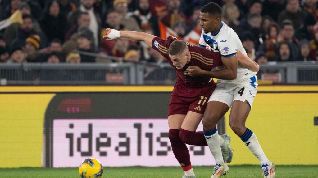 Matts Hummels, Bryan Cristante y Artem Dovyk, tocados tras el choque frente a la Atalanta