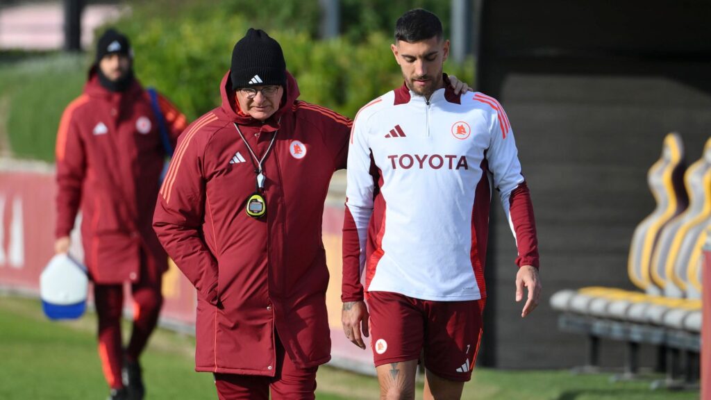 Entrenamiento de lunes en Trigoria de cara al Milan-Roma; ausente Pisilli por fiebre, Cristante sigue fuera