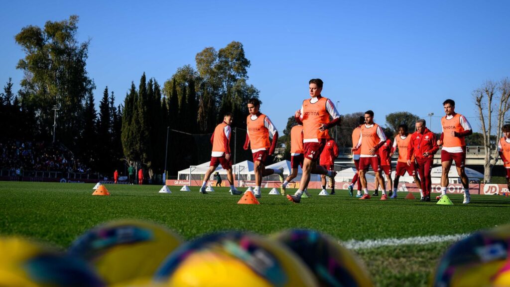 Claudio Ranieri comienza a perfilar el once a utilizar ante Genoa; El Shaarawy podría volver al once titular, Dybala se prepara para su octava titularidad en fila