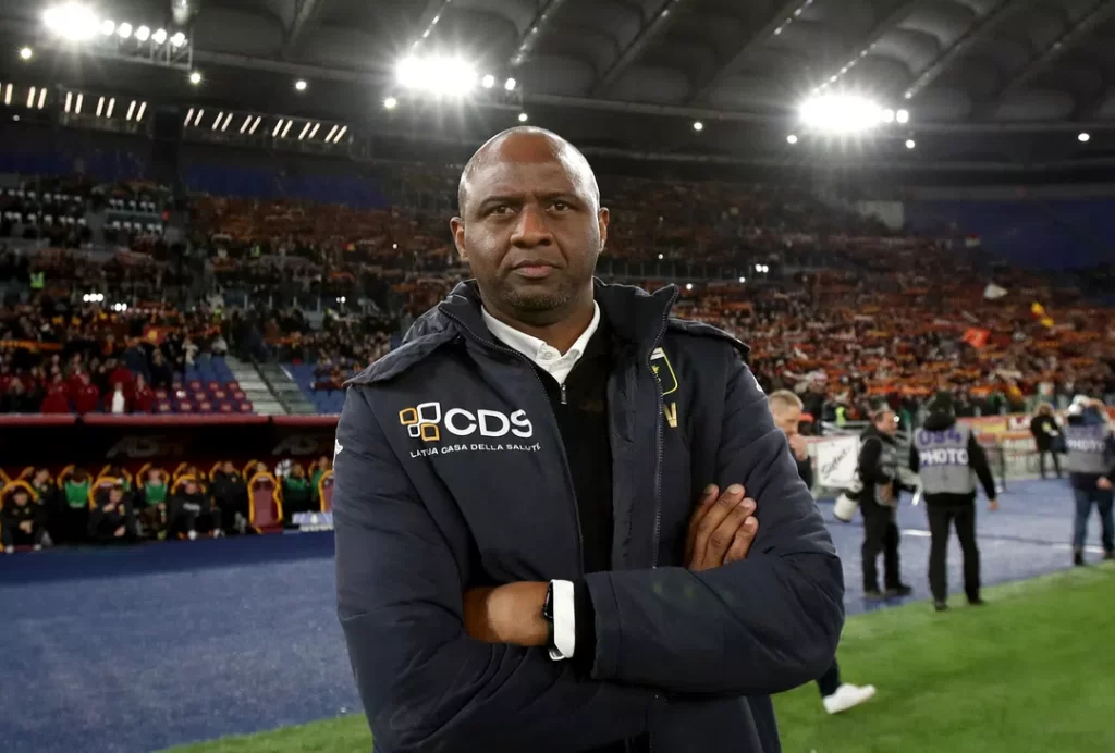 Vieira:»La Roma tiene un equipo de Champions intentamos jugar con personalidad hasta que encajamos el segundo gol; la calidad de la Roma ha marcado la diferencia»