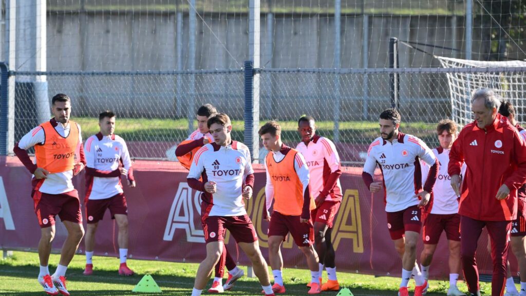 Entrenamiento de martes en Trigoria; segunda jornada de descarga post Bologna-Roma, Cristante sigue fuera