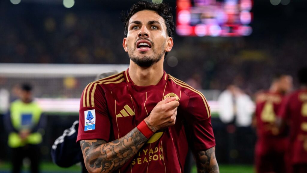 Paredes Roma Milan
