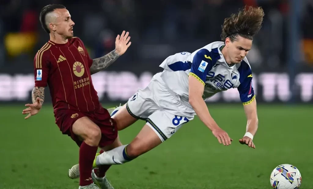 Daniele Ghilardi en encuentro contra la Roma, temporada 2024/2025