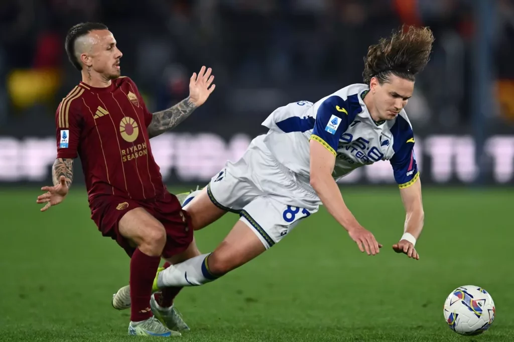 Daniele Ghilardi en encuentro contra la Roma, temporada 2024/2025