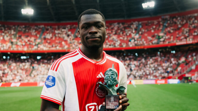 Brian Brobbey, último nombre vinculado a la Roma, Imagen Web Ajax