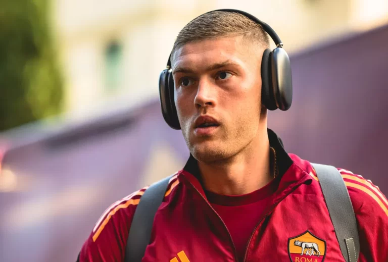Dovbyk, AS Roma