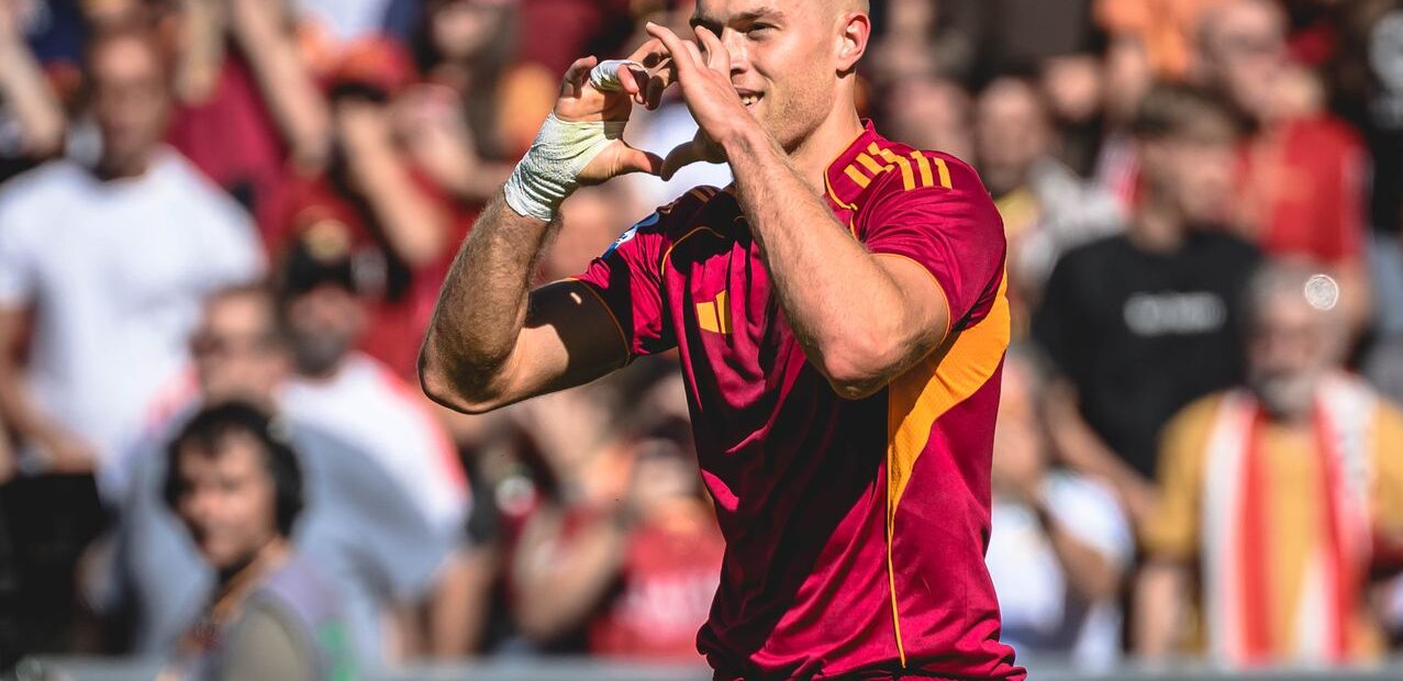 Artem Dovbyk - Roma vs Hellas Verona - AS Roma