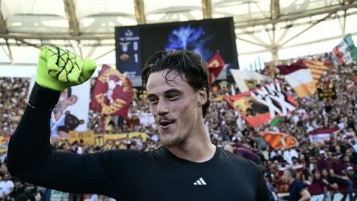 Mile Svilar, AS Roma