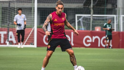 Kostas Tsimikas - entrenamiento AS Roma previo al Niza