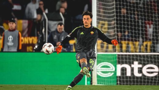 Svilar - Roma vs Lille - Web AS Roma