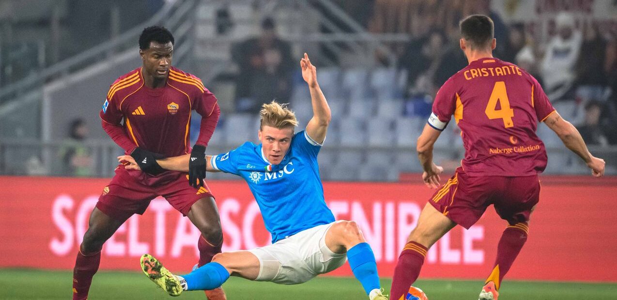 Ndicka y Cristante ante Hojlund - Roma vs Napoli - Web AS Roma